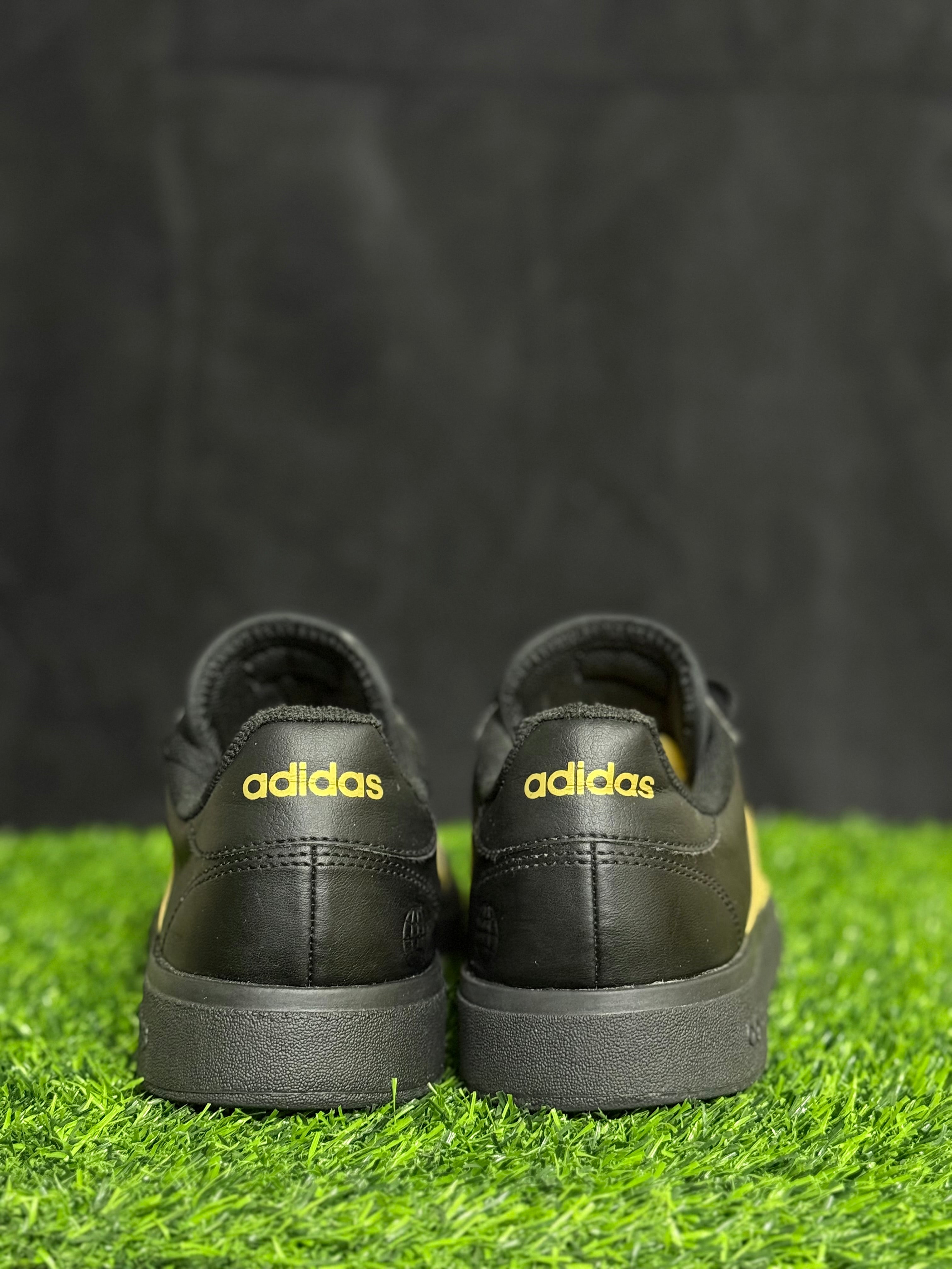 Adidas Grand Court 2.0 shoe