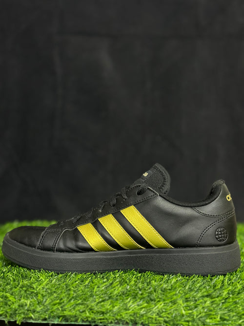 Adidas Grand Court 2.0 shoe