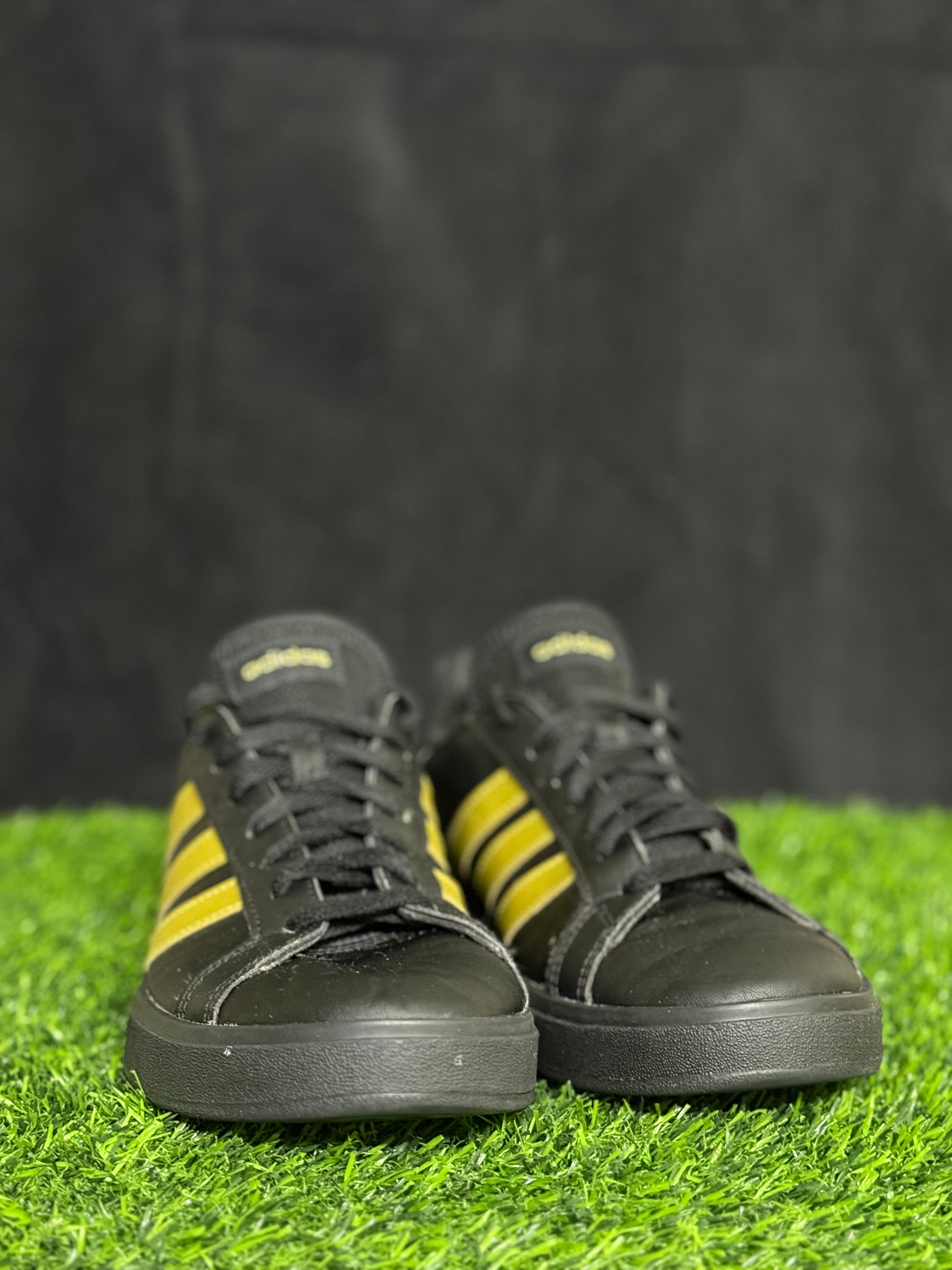 Adidas Grand Court 2.0 shoe